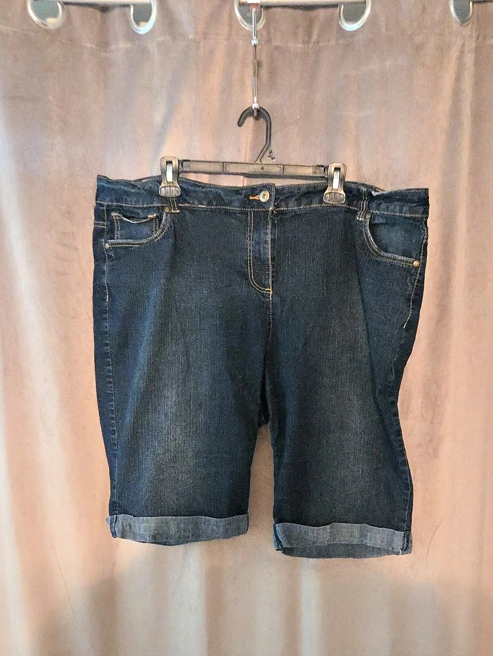 Penningtons Size 26 Women's Blue Cuffed Denim Shorts
